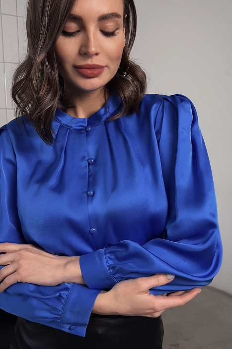 Марика, изящная яркая блузка с воротником стойка из вискозного матового сатина 2 цвета