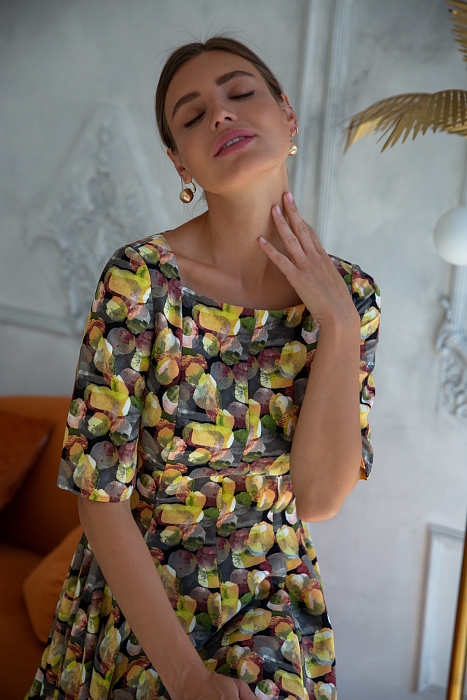 Энджи. Платье А-силуэта с вырезом каре от производителя RITINI